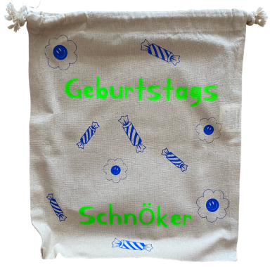 "Geburtstags Schnöker" Beige Beutel mit bunten Bonbonmotiven und dem Text "Geburtstags Schnöker".