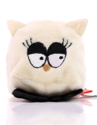 Ein kuscheliger, weißer Knautschkopf mit großen Augen und Ohren.